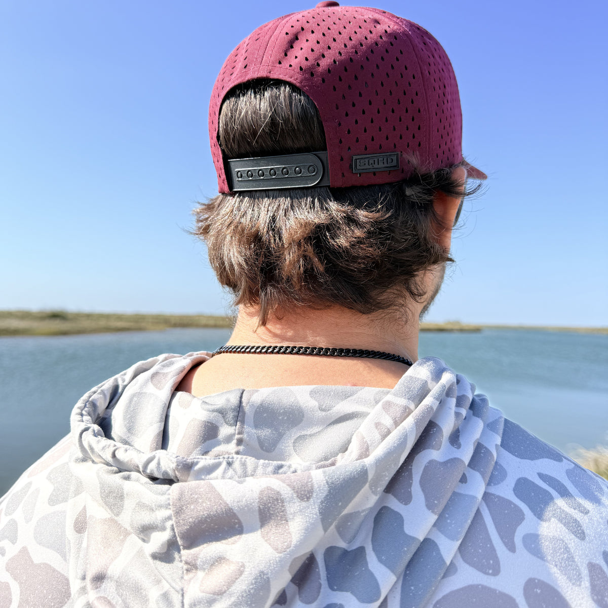 lightweight offshore performance hat maroon